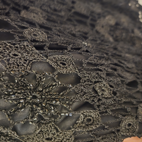 Elegant Black Beaded & Lace Dress - Picture 6 of 13